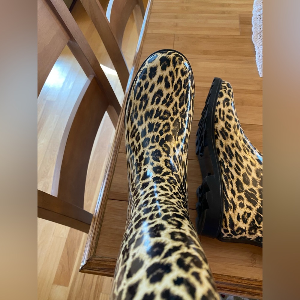 Rain boots